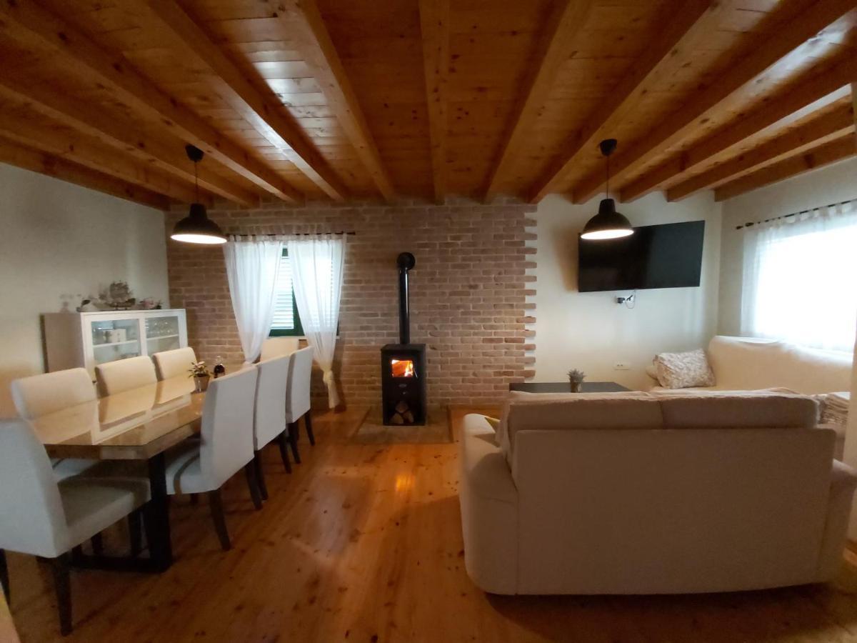 Villa Stone Pearl With Heated Swimming Pool Sveti Filip i Jakov Bagian luar foto