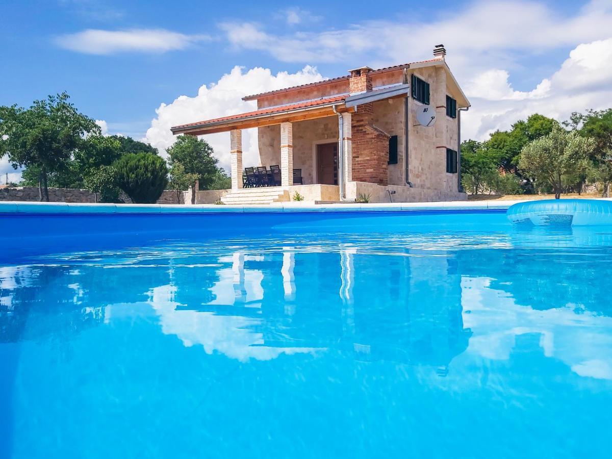 Villa Stone Pearl With Heated Swimming Pool Sveti Filip i Jakov Bagian luar foto