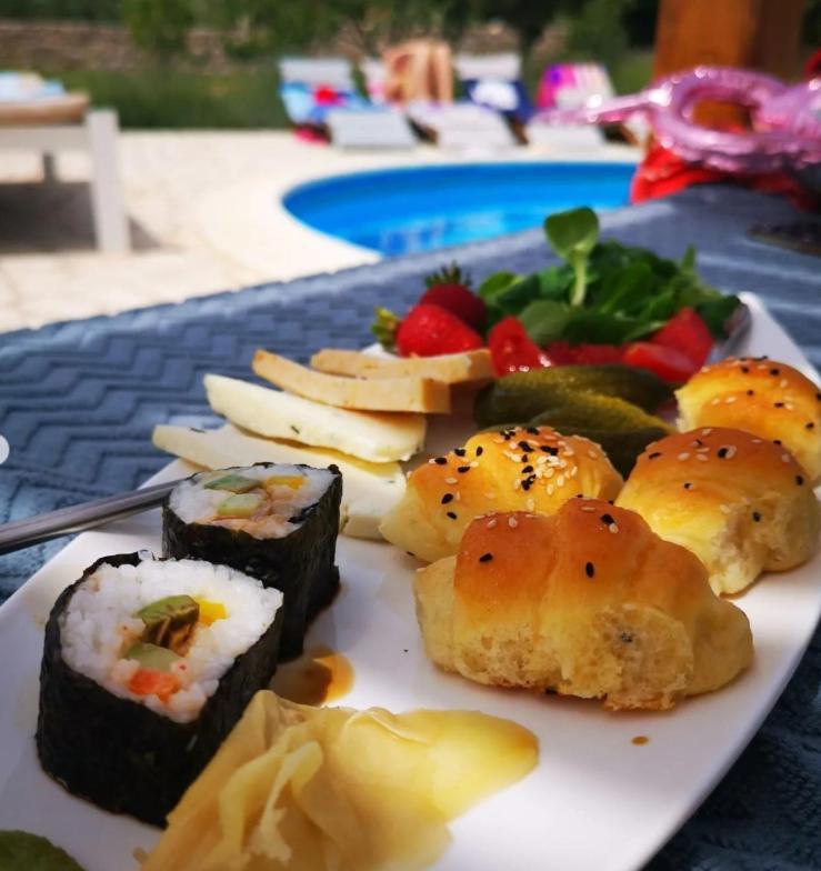 Villa Stone Pearl With Heated Swimming Pool Sveti Filip i Jakov Bagian luar foto